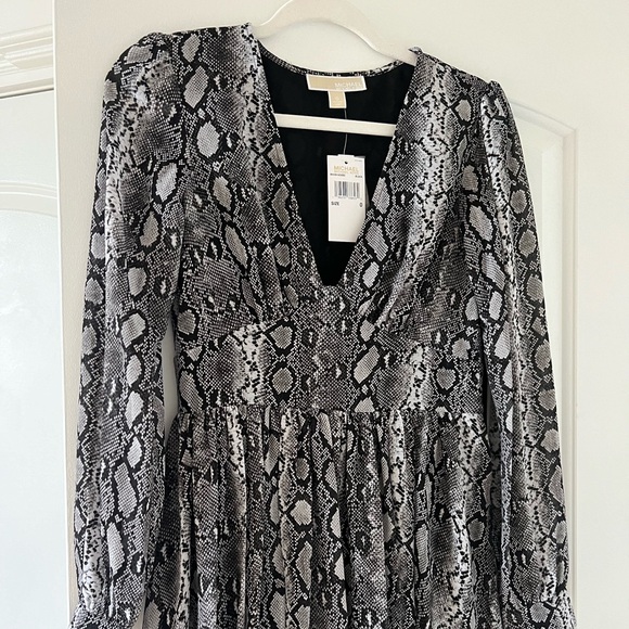 Michael Kors dress - Picture 4 of 4